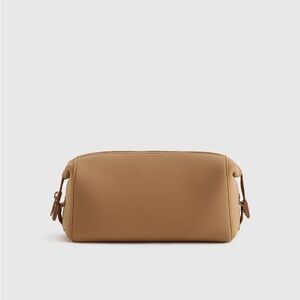 NWT Quince All-Day Neoprene Toiletry Bag in Mocha (dark tan)
